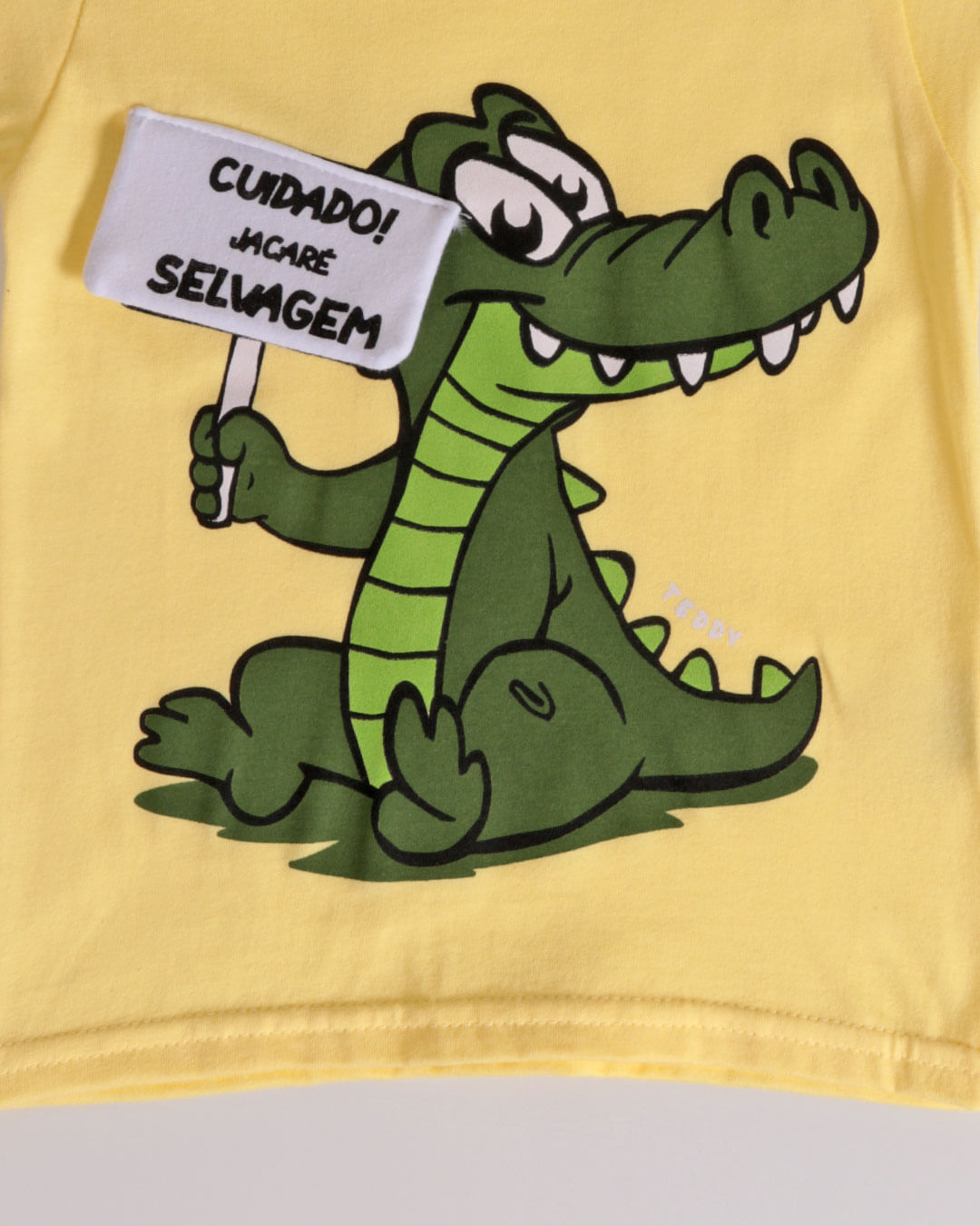 Camiseta Para Bebê Boca verde do jacaré do crocodilo dos desenhos