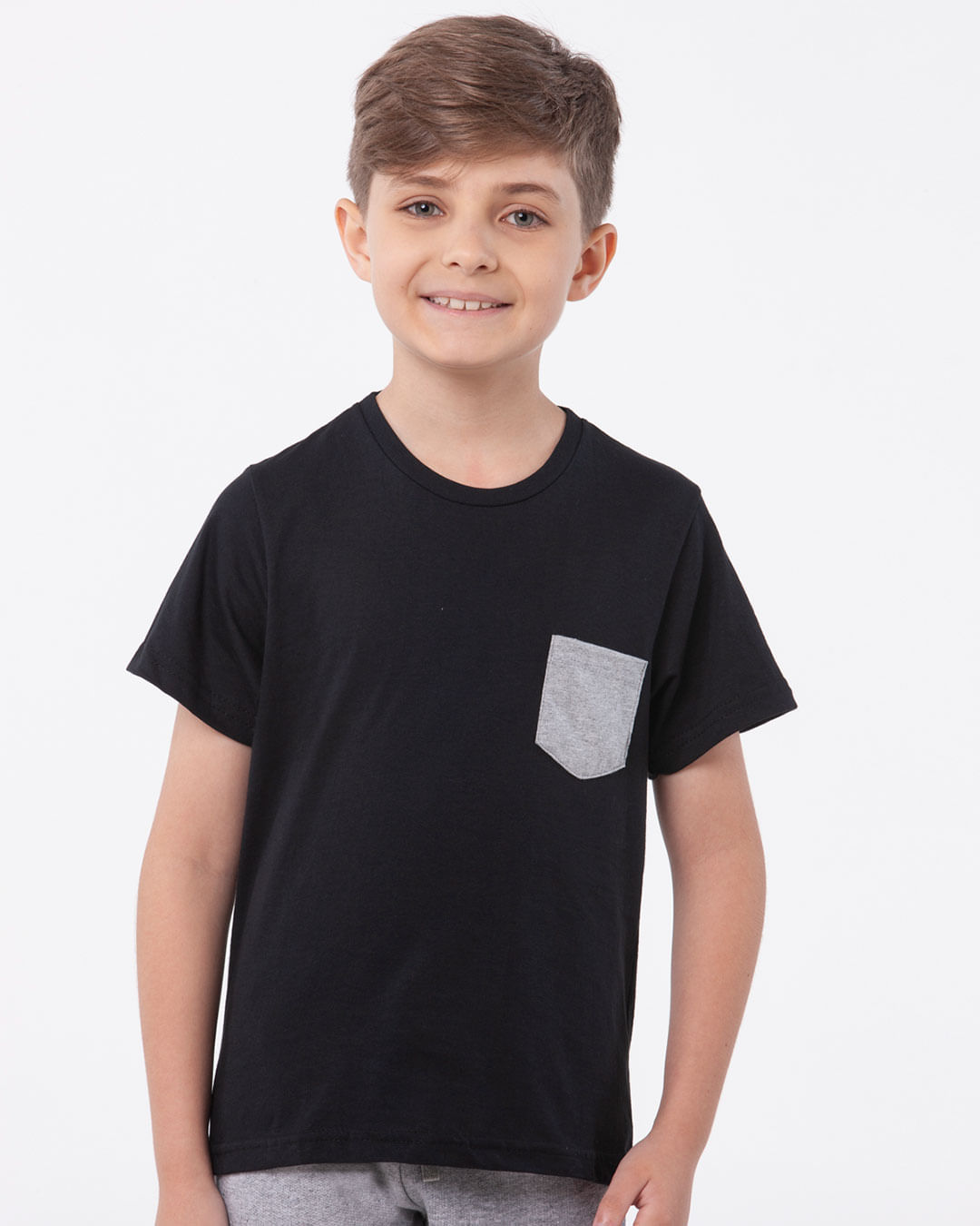 Camiseta Infantil Malha Lisa Bolso Manga Curta Preta