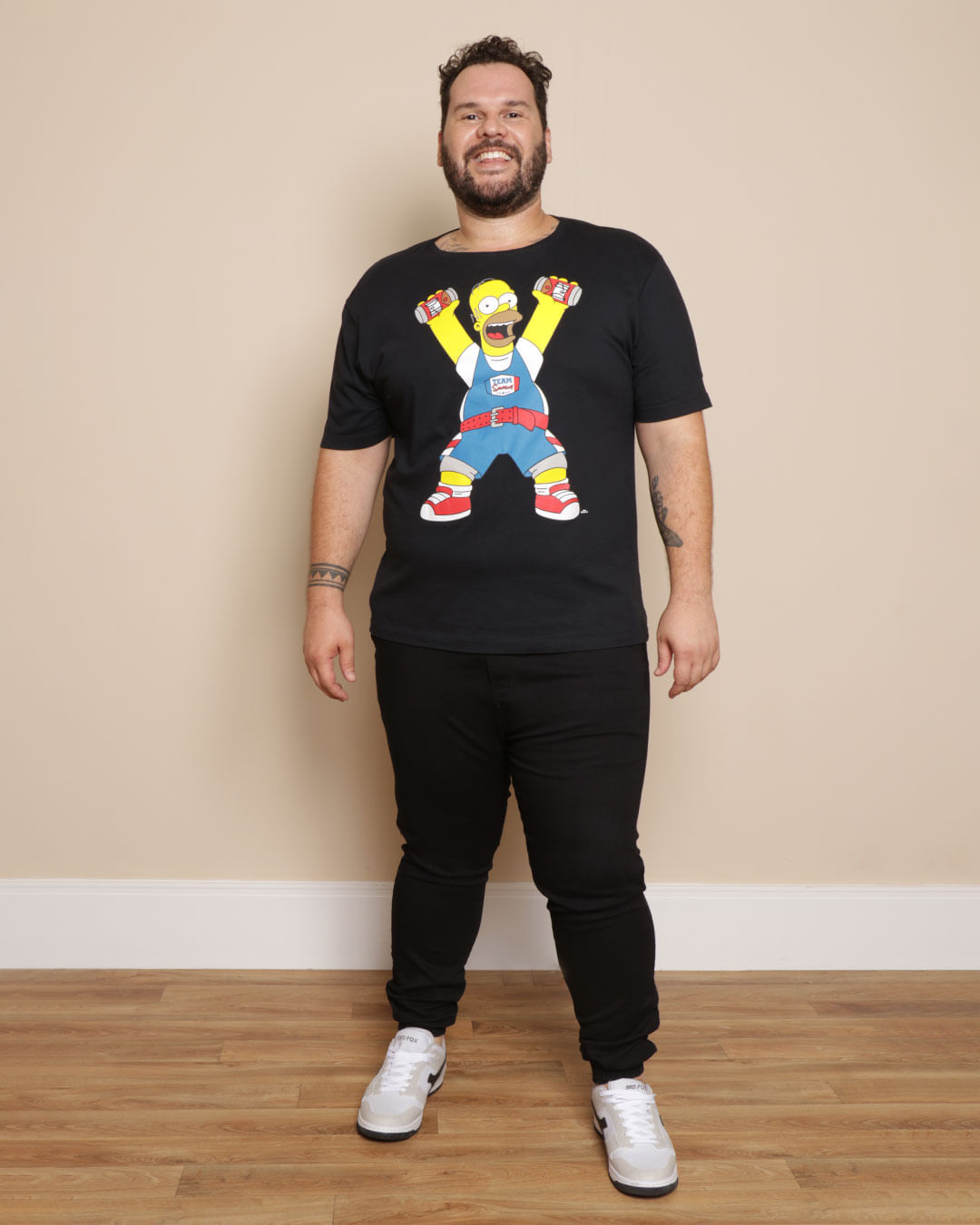 Camiseta Plus Size Masculina Manga Curta Estampa Homer Simpsons Preta