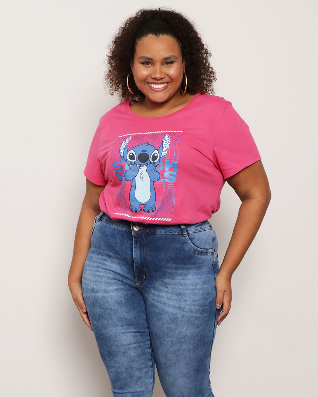 Camiseta Plus Size Feminina Disney Estampa Stitch Rosa