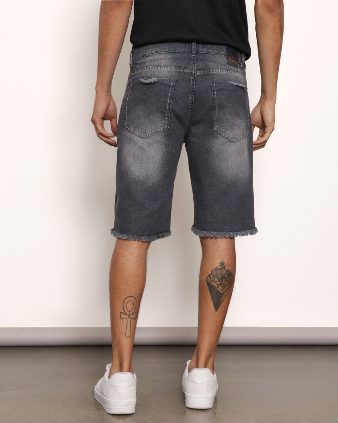 Bermuda jeans best sale destroyed masculina preta