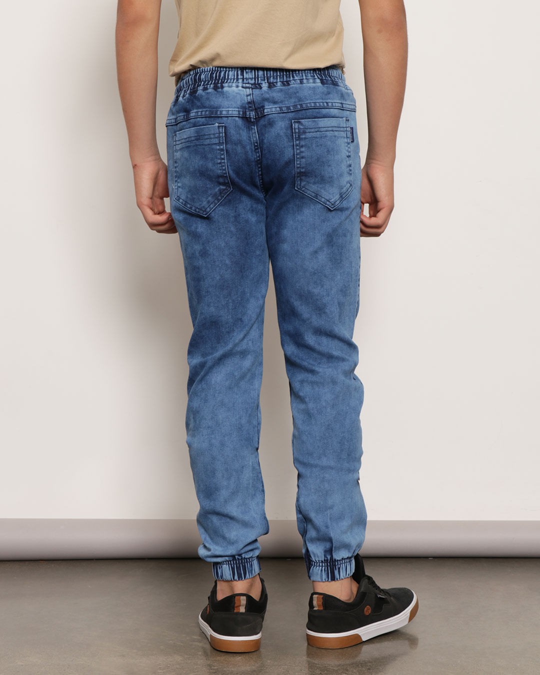 Calça Jeans Jogger Azul Claro Eco Denim™