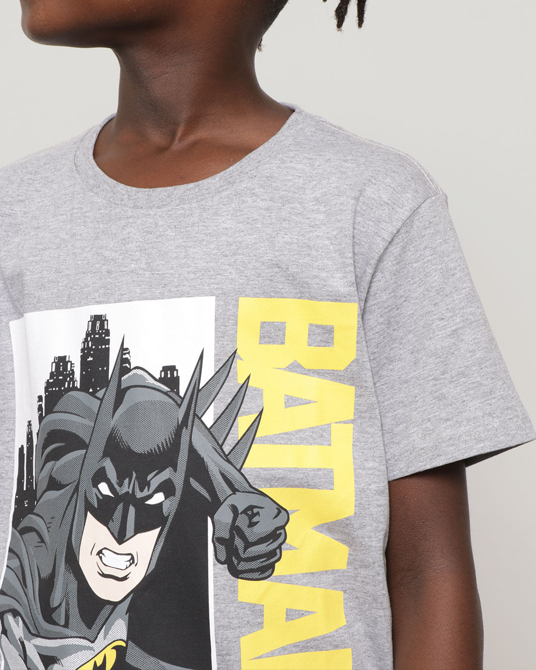 Camiseta Infantil Manga Curta Os Vingadores + Brinde Pião Cinza