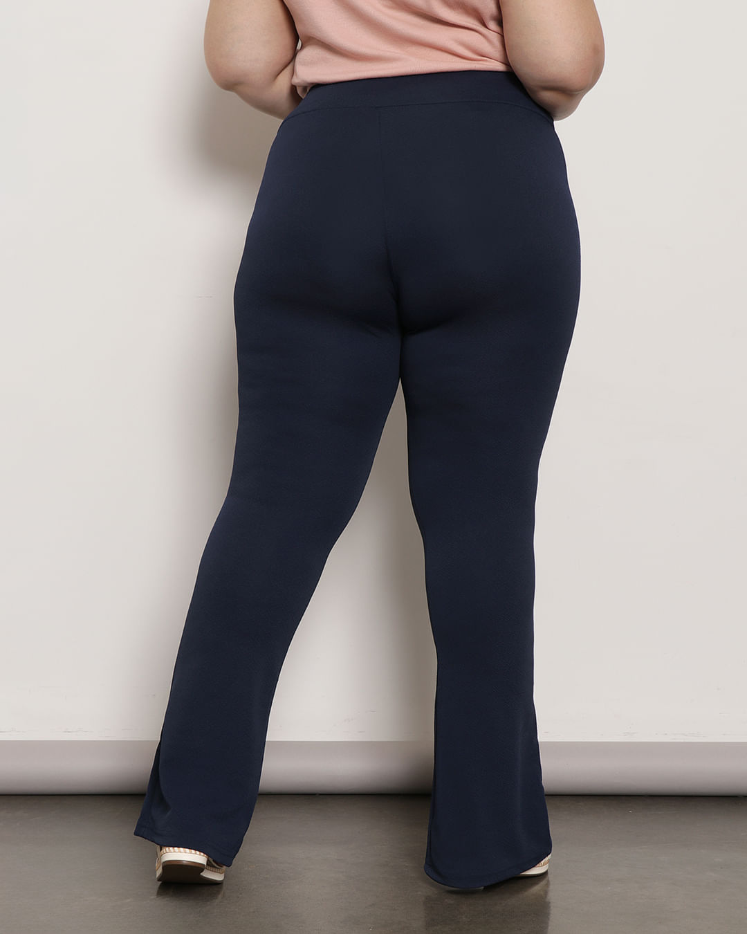 Calça Plus Size Feminina Flare Texturizada Marinho