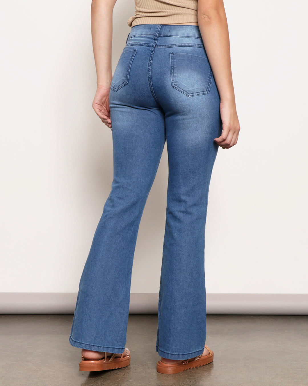 Calça Jeans Feminina Vizzy Flare Azul Escuro