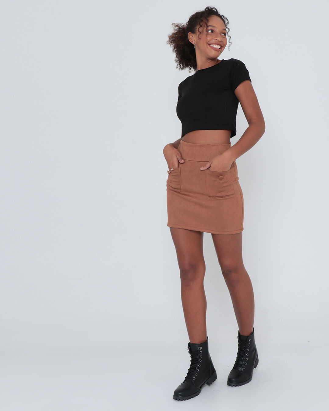 Saia Suede Curta Bolsos Caramelo Lojas Torra