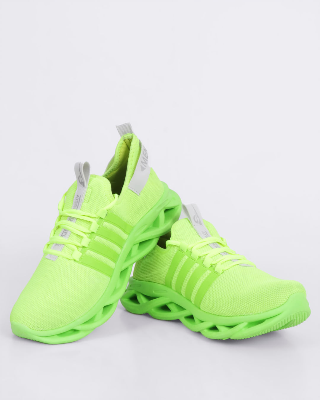 Tênis Masculino Esportivo Recorte Texturizado Neon Verde