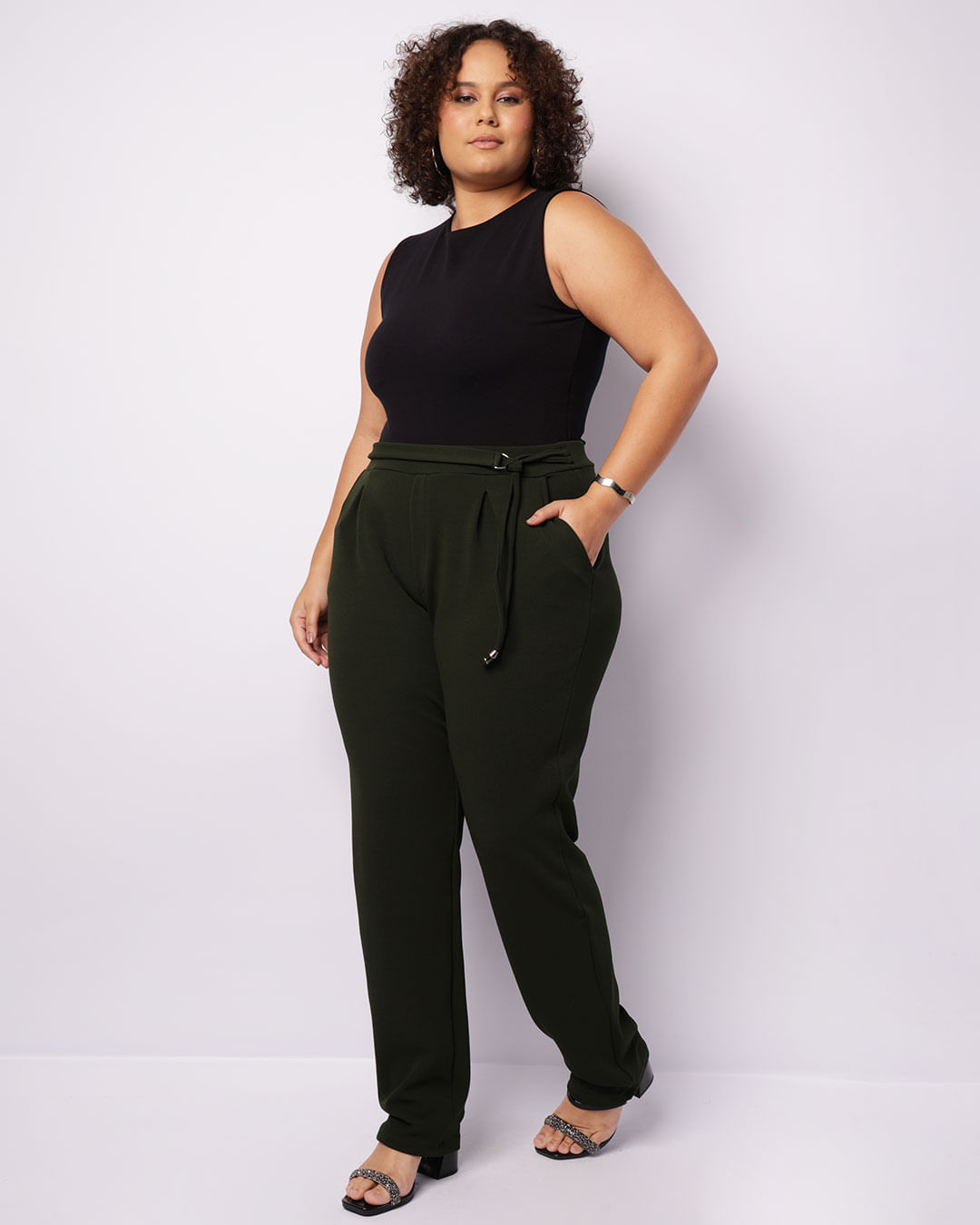 Calça Plus Size Feminina Crepe Com Bolsos Verde