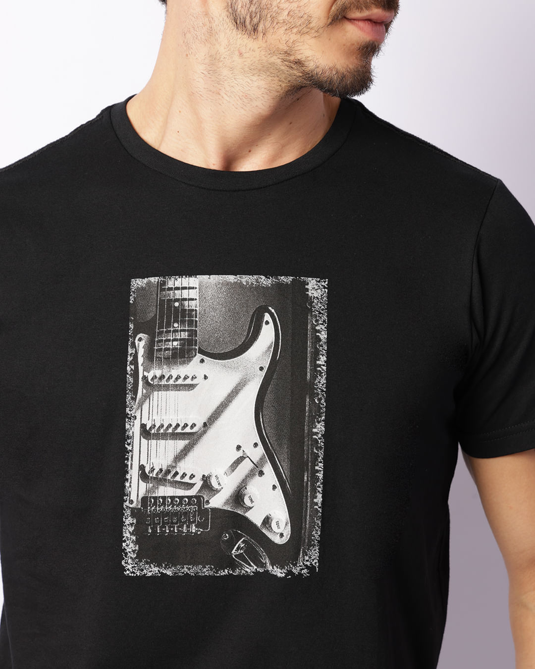 Camiseta Masculina Estampa Guitarra Manga Curta Preto