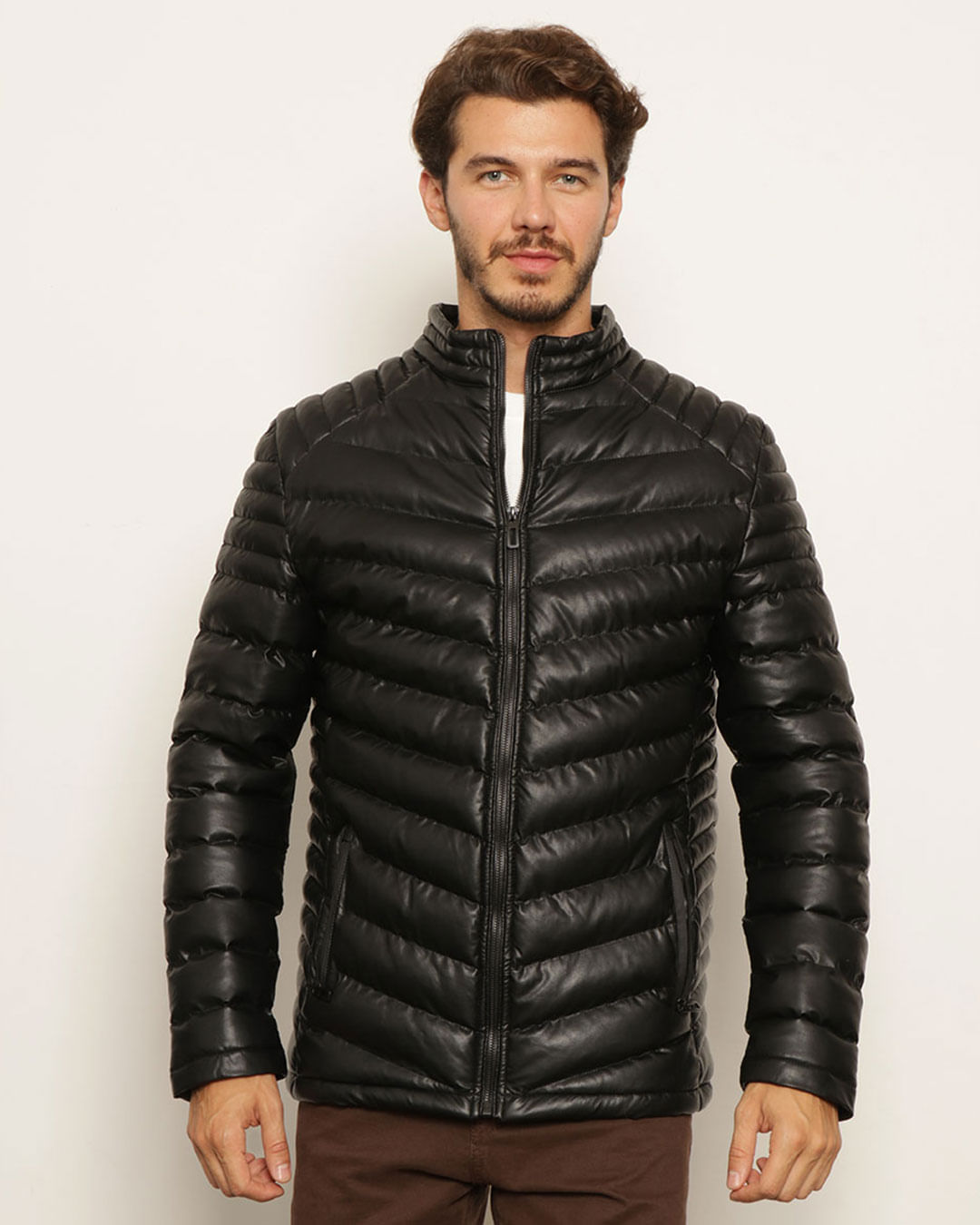 Jaqueta Masculina Puffer Couro Bolsos Com Recortes Preta