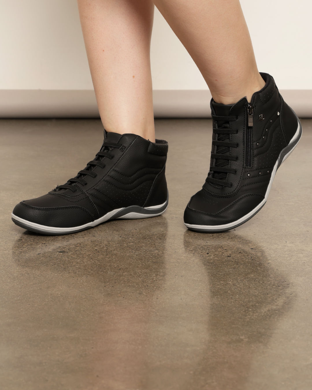 Moleca Tenis Preto Feminino Di Santinni Moleca Tenis Cano Alto