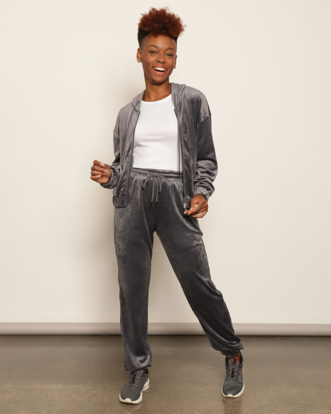 Calça Feminina Fitter Fitness Jogger Plush Cinza