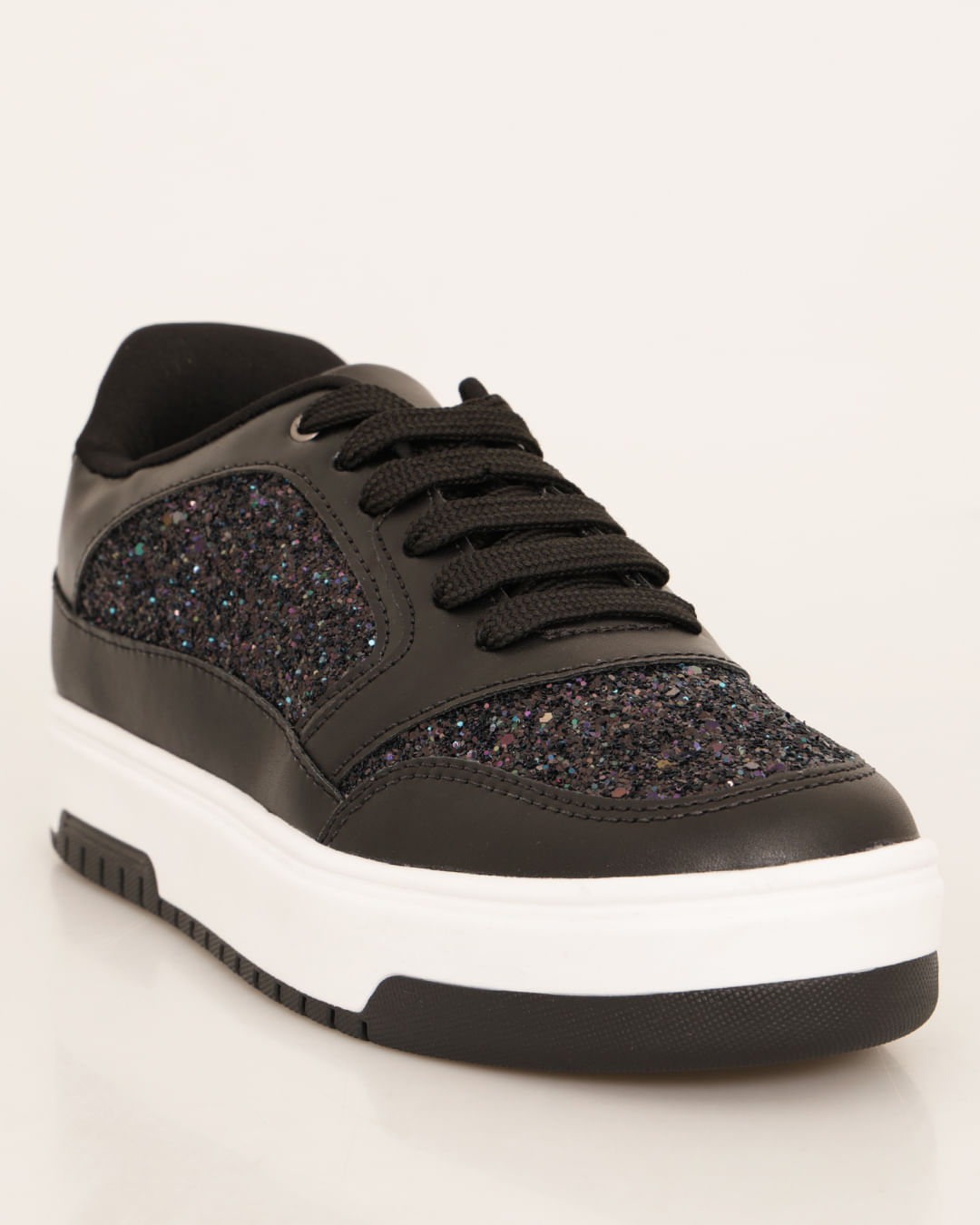 Tênis Feminino Casual Com Recorte E Glitter Preto