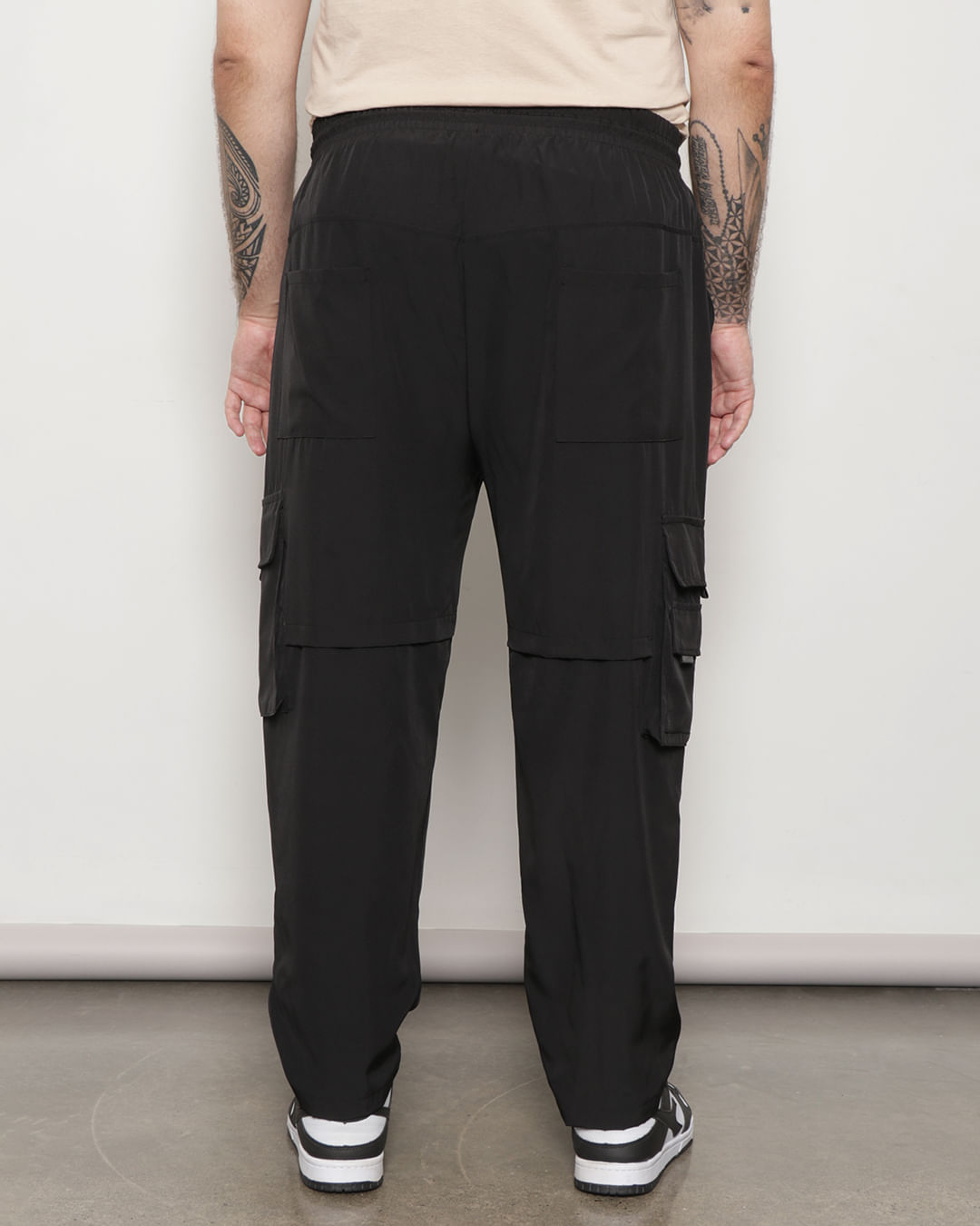 Calça Plus Size Masculina Reta Bolso Cargo Preta