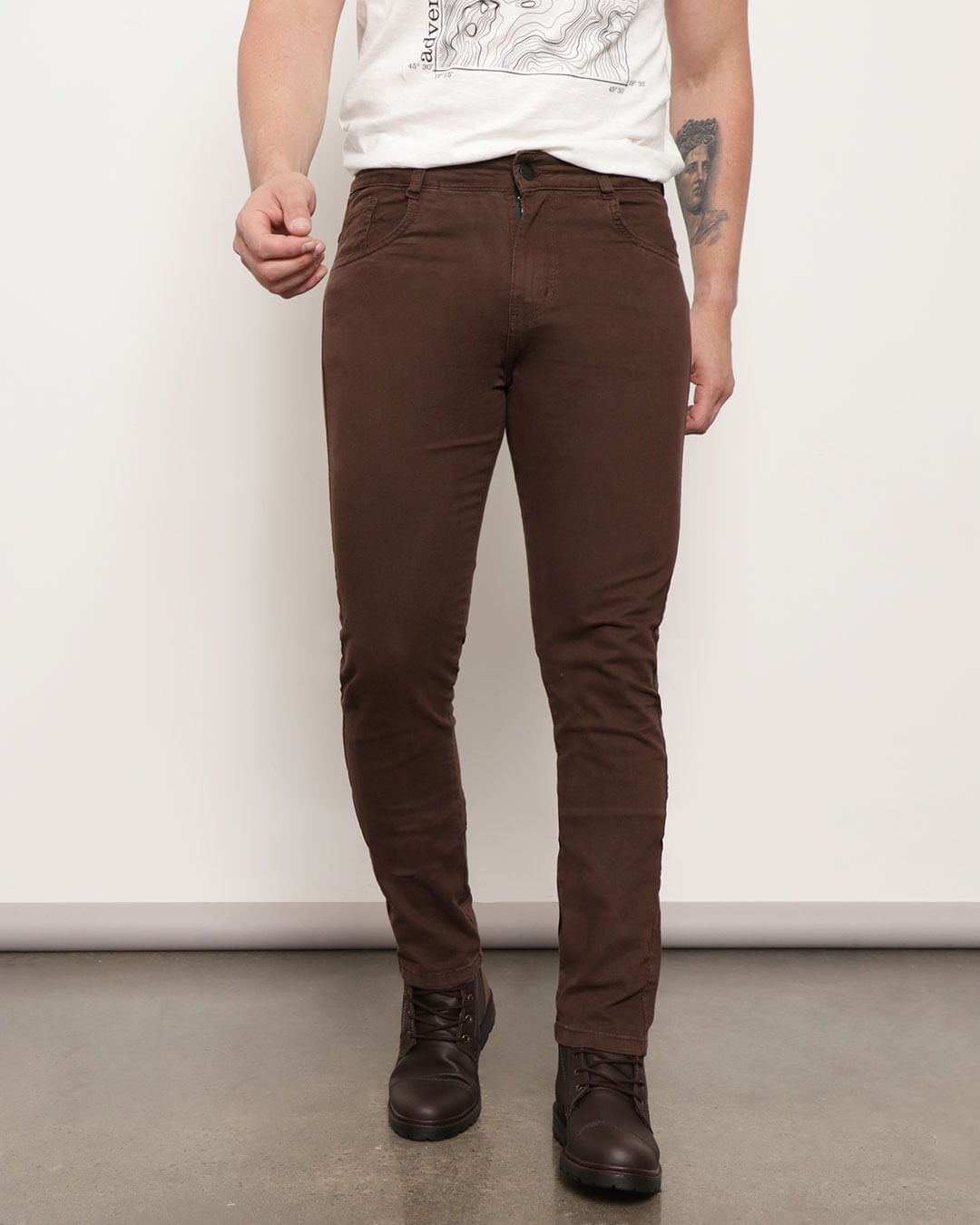 Calça Masculina Sarja Slim Marrom