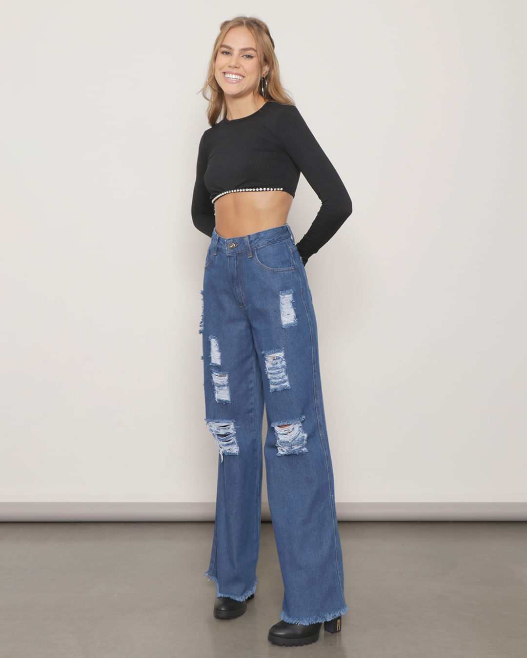 Calça Flare CalÃ§a Feminina Com Barra Larga Jeans Feminina CalÃ§a