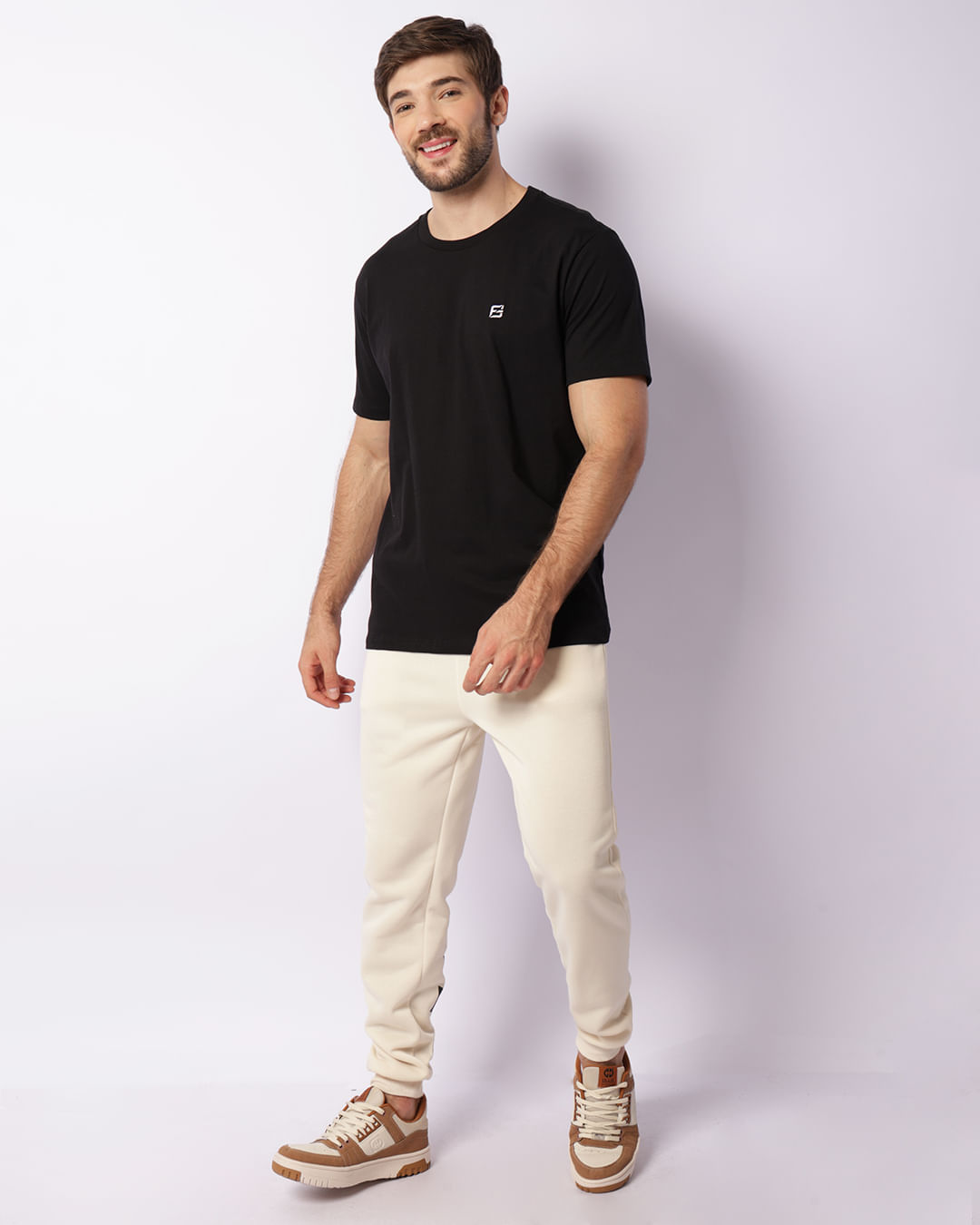 Calça Moletom Masculina Jogger Estampa Na Barra Off White