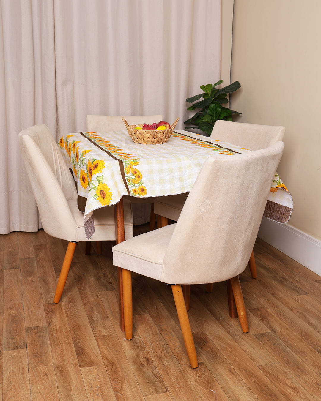 Toalha de Mesa Quadrada 1,40x1,40m Raner Laranja