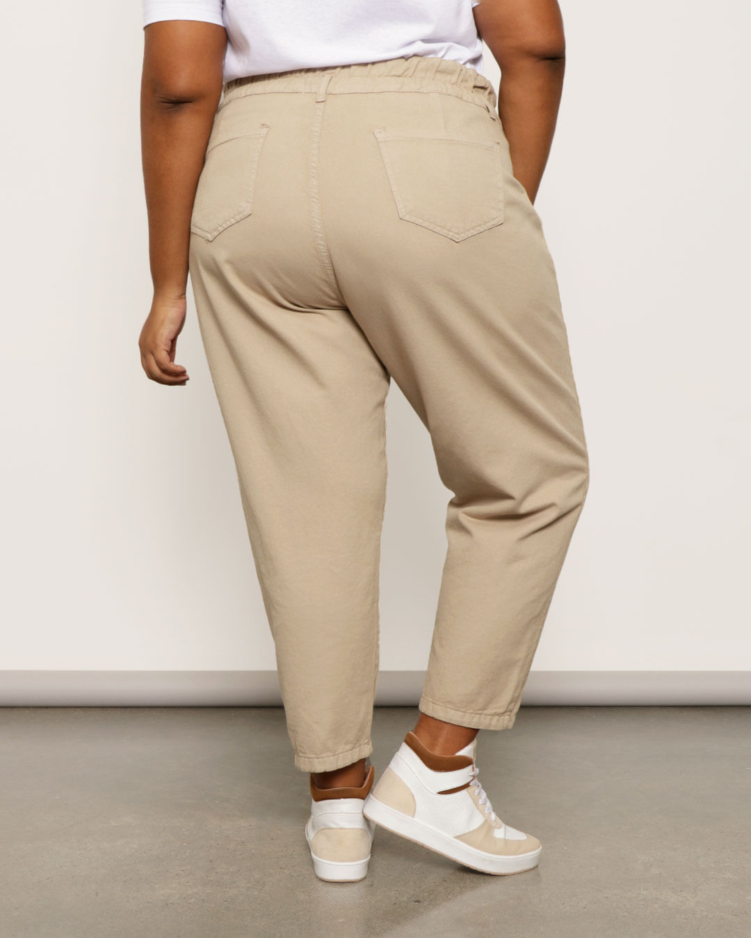 Plus Size CalÃ§a Clochard Bege Calça Sarja Plus Size Feminina