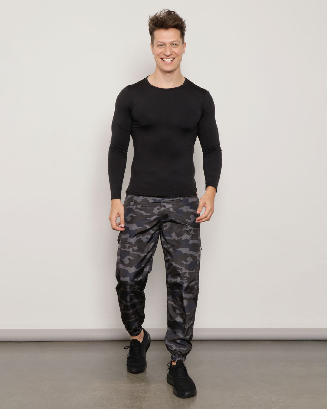 Calça Masculina Jogger Esportiva Bolso Cargo Camuflada Cinza