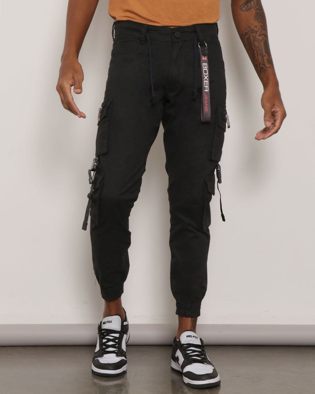 Calça Masculina Sarja Bolso Cargo Street Jogger Preta