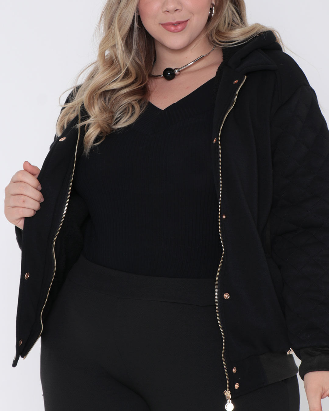 Casaco Moletom Feminino Plus Size Com Capuz Preto - Main Image