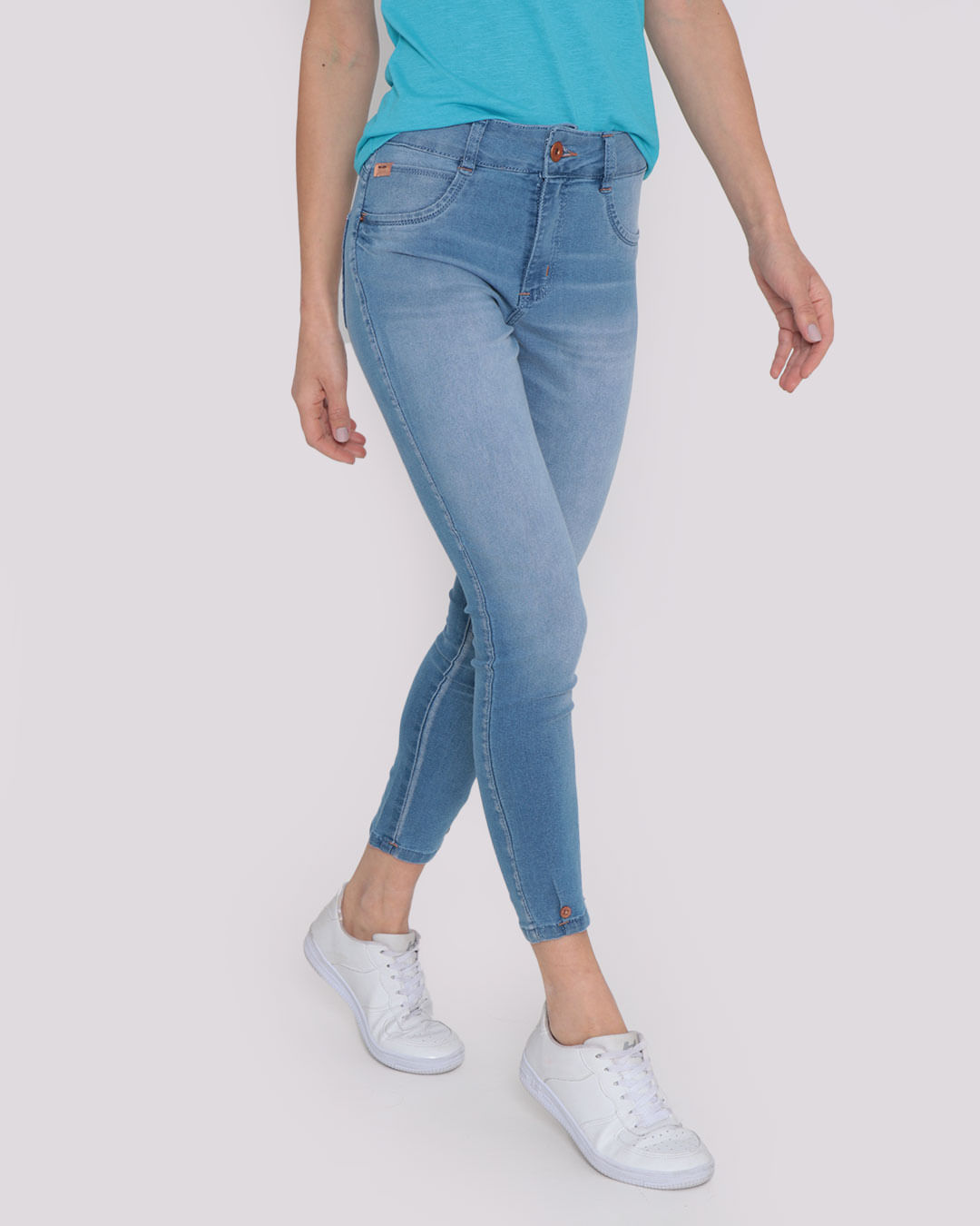 Como Usar Cala Jeans Cigarrete Feminina CalÃ§a Cigarrete Com Tenis - Main Image