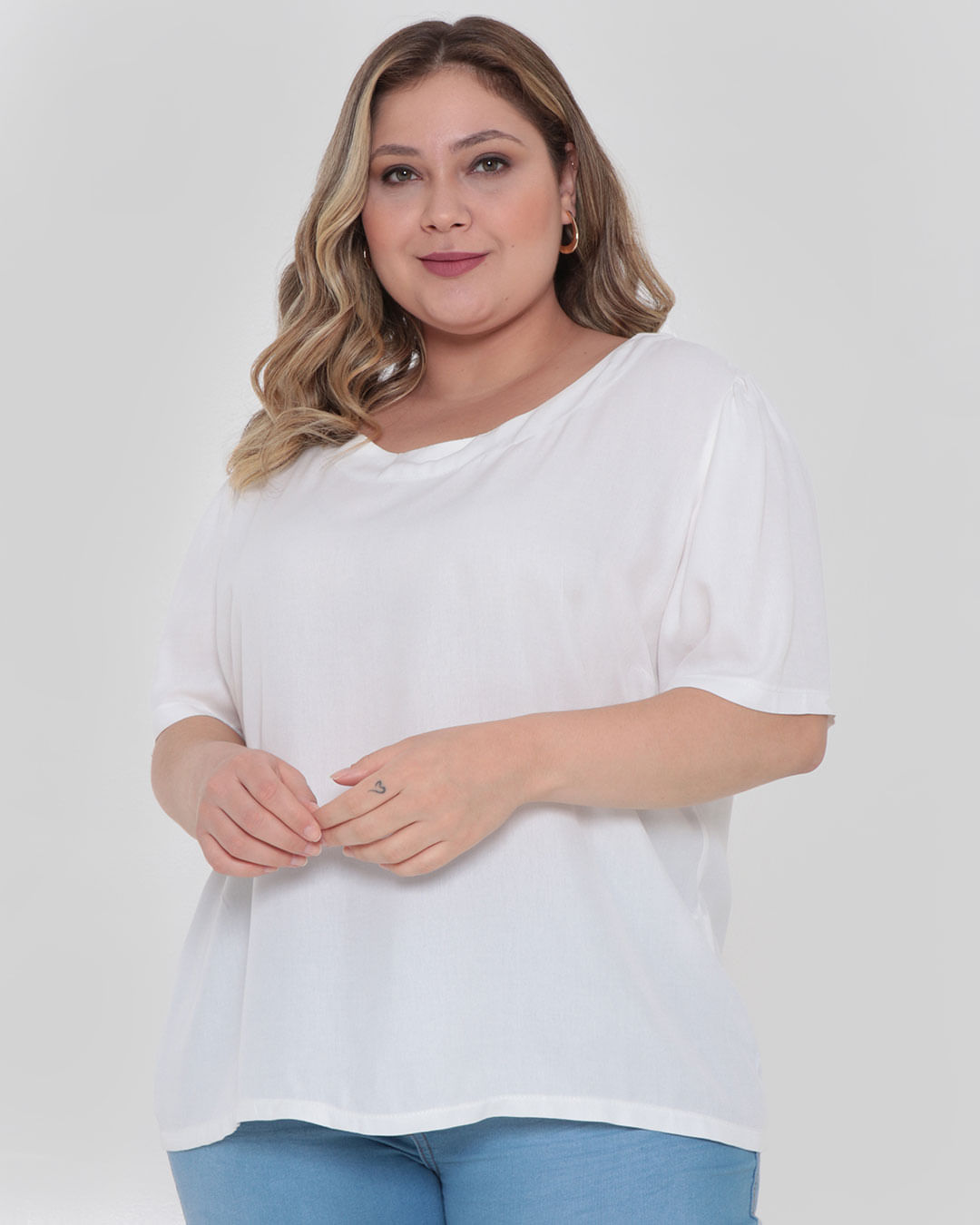 Roupa Branca Feminina Plus Size Camisa Alongada Com Fendas Branca
