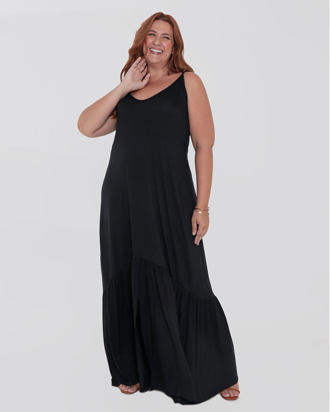 Vestido Feminino Plus Size Longo Fenda Babados Preto