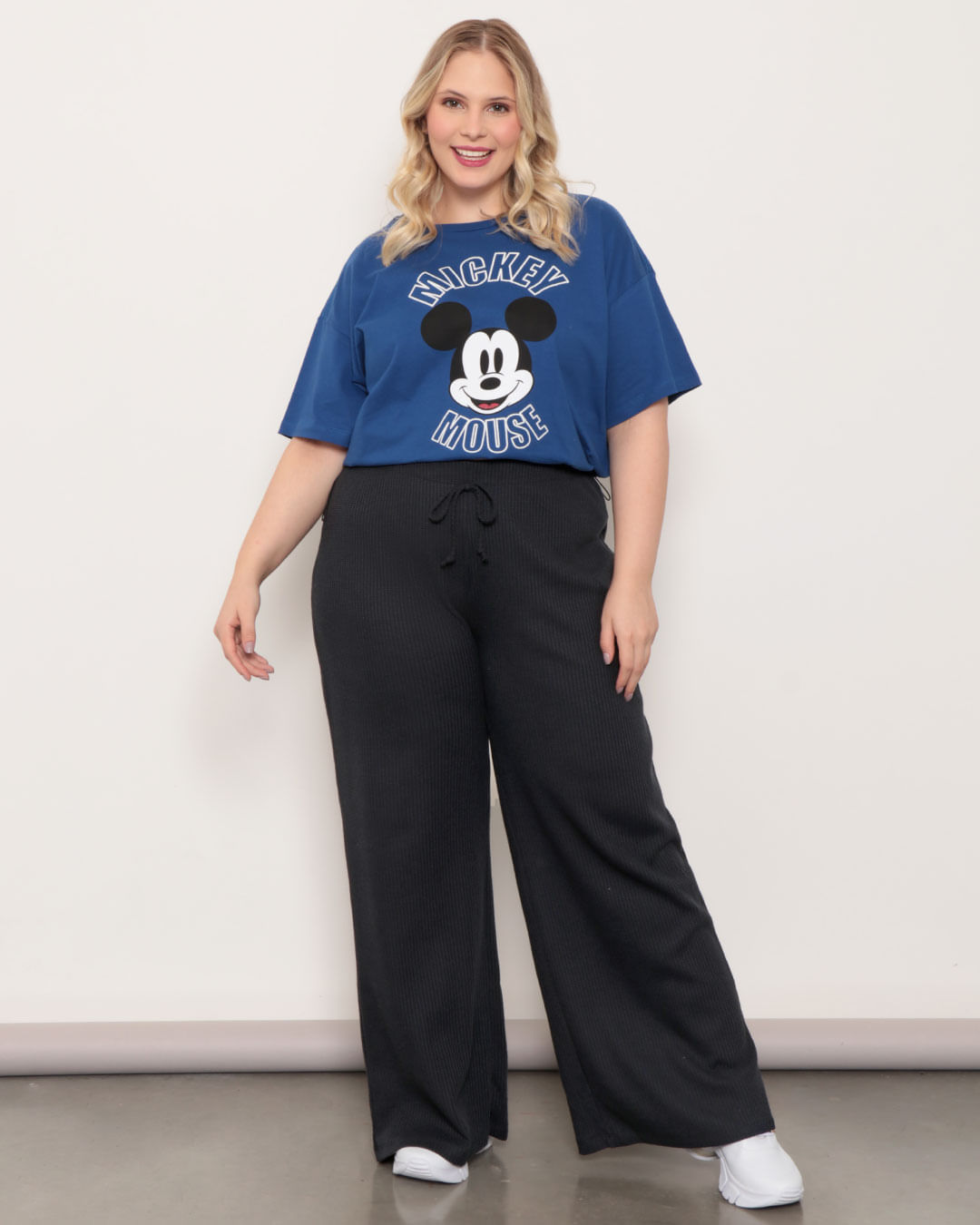 Calça Plus Size Feminina Pantalona Malha Texturizada Preta - Main Image