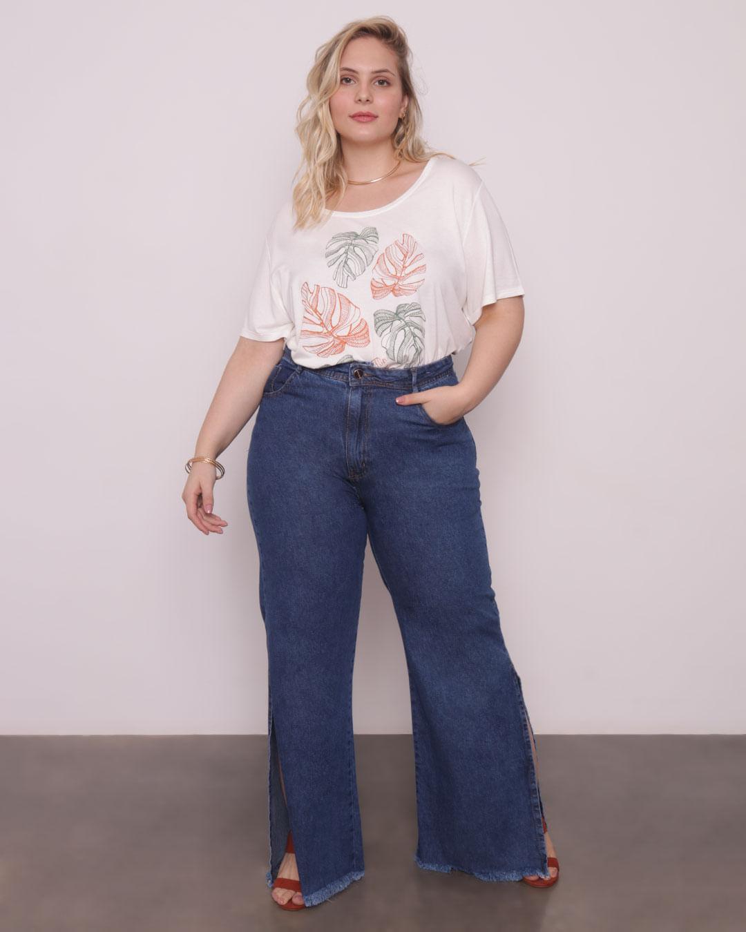 Calça Jeans Feminina Plus Size Wide Leg Azul