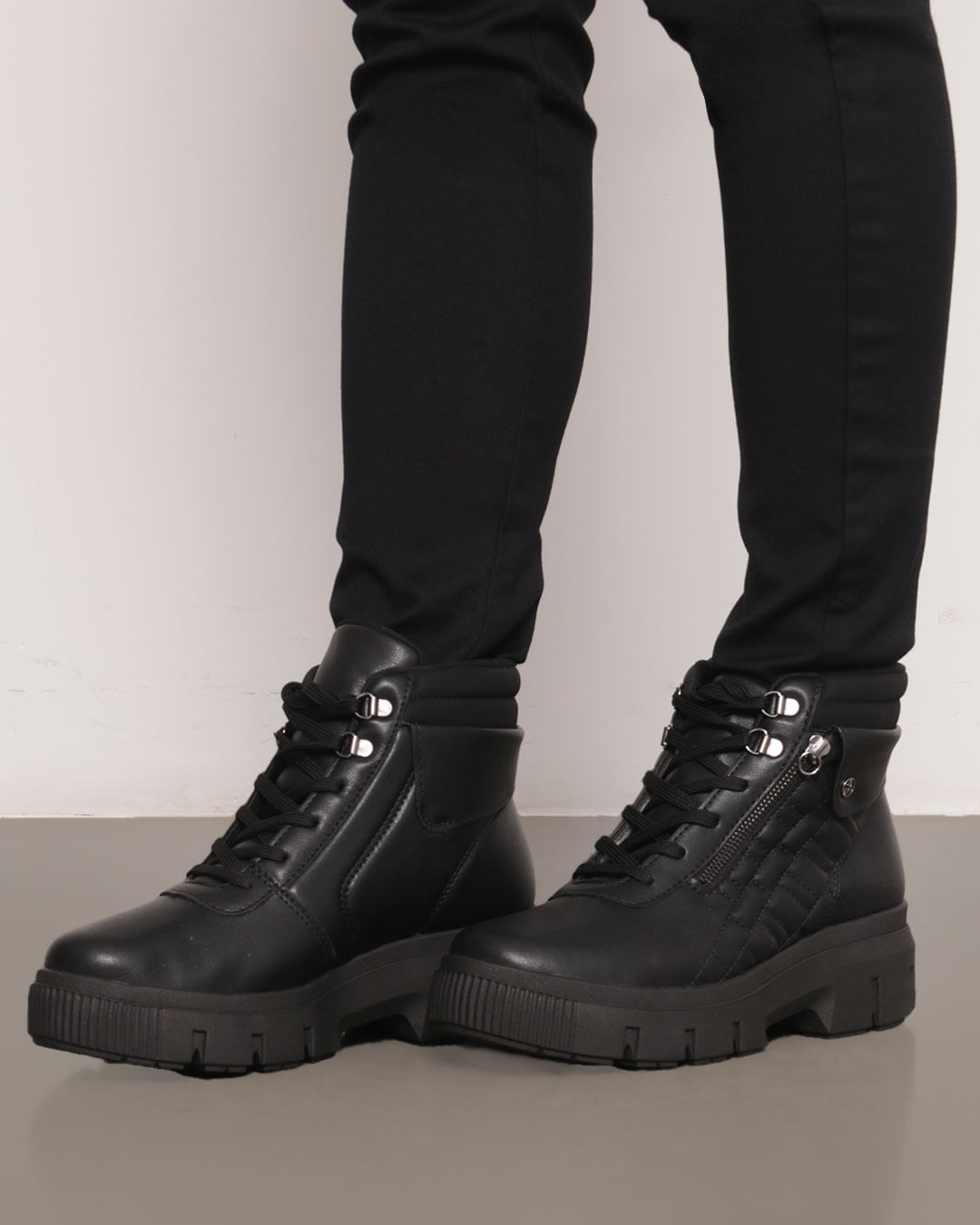 Bota Preta Feminina Tratorada Bota Feminina Coturno Cano Baixo