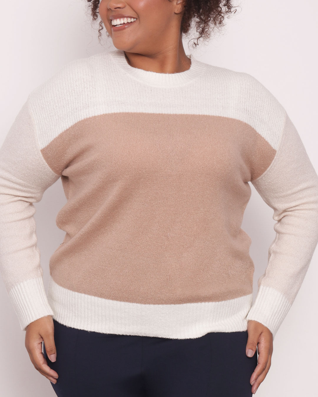 Suéter Feminino Plus Size Tricô Estampa Bloco Unique Bege