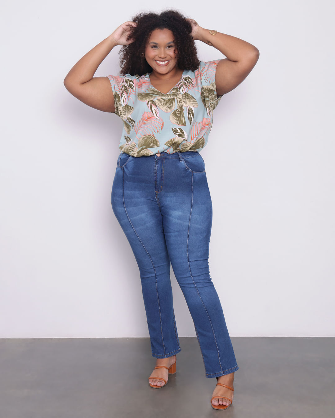 Calça Flare CalÃ§a Com Bolso Faca Feminina Calça Flare Feminina