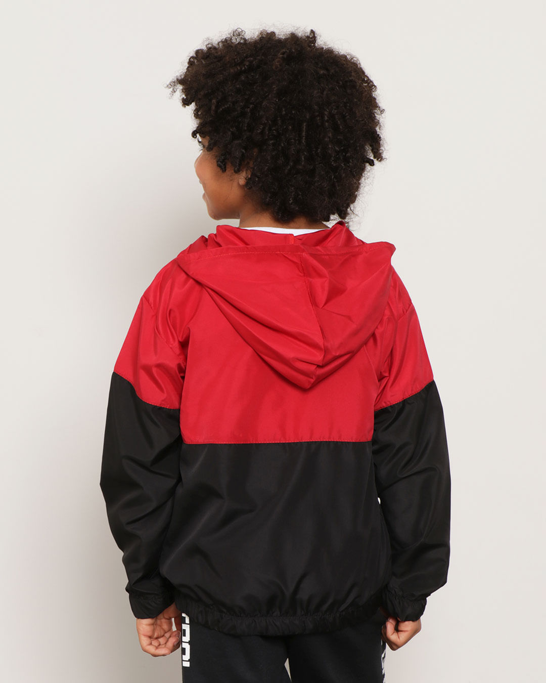 Jaqueta Infantil Corta Vento Capuz Estampada Preta