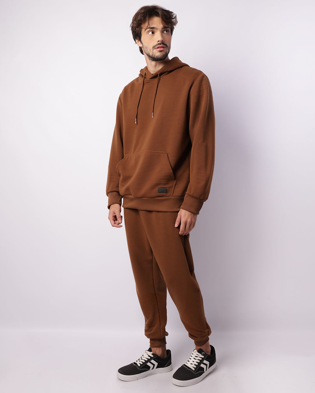 Calça Masculina Jogger Texturizada Com Cordão Marrom