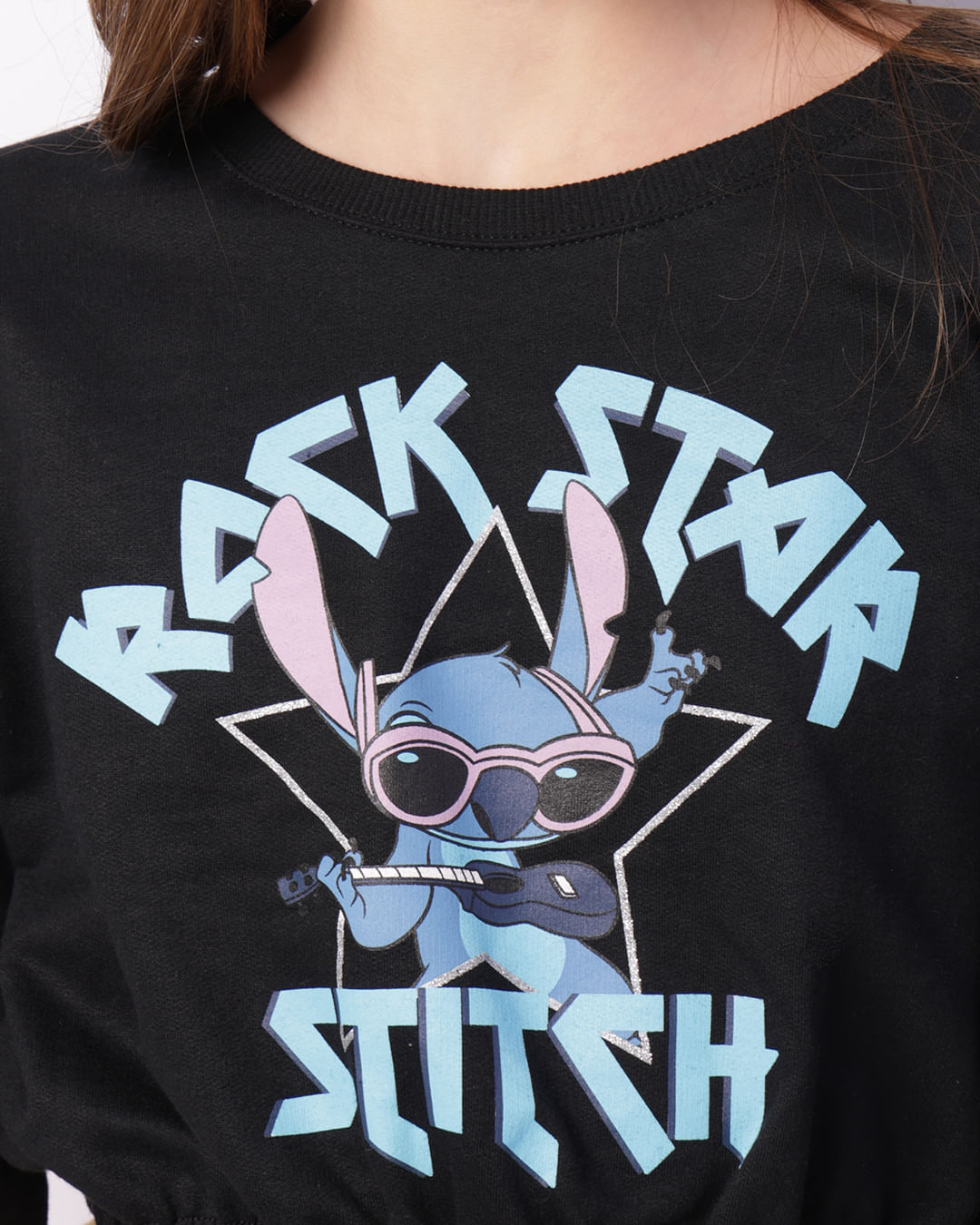 Blusão Juvenil Moletinho Disney Stitch Cropped Preto