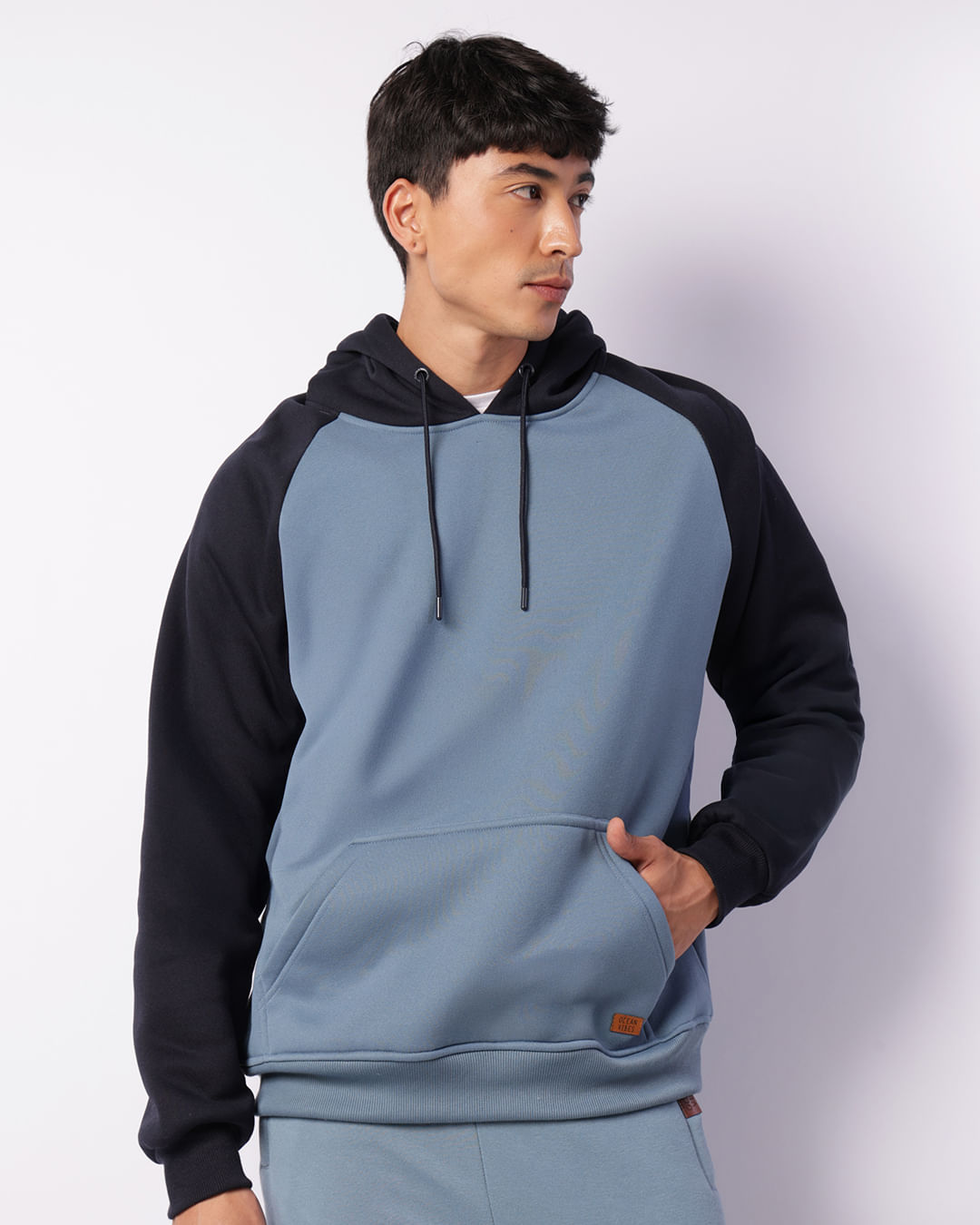 Blusão Moletom Masculino Com Capuz Bolso Recortes Azul