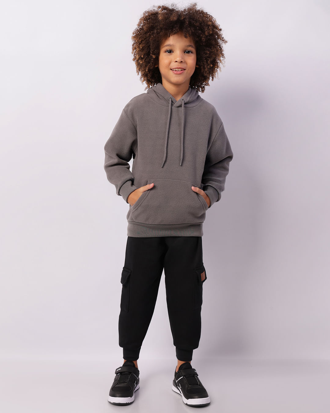 Calça Moletom Infantil Jogger Bolso Cargo Preta-1744747969567