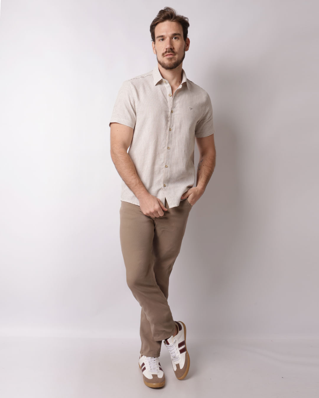 Calça Sarja Masculina Slim Cotelê Com Bolsos Bege