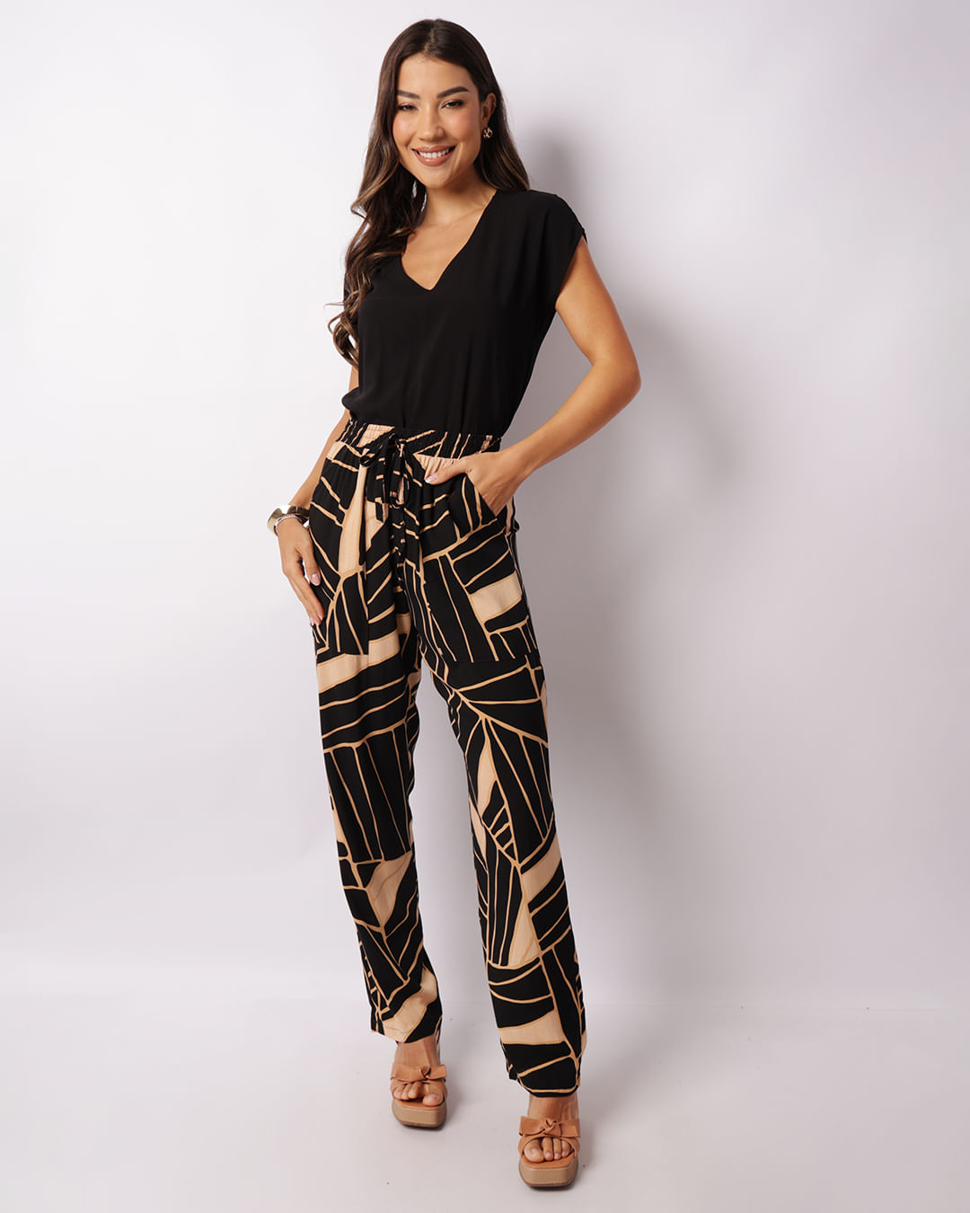 Calça Feminina Reta Viscose Estampada Preta