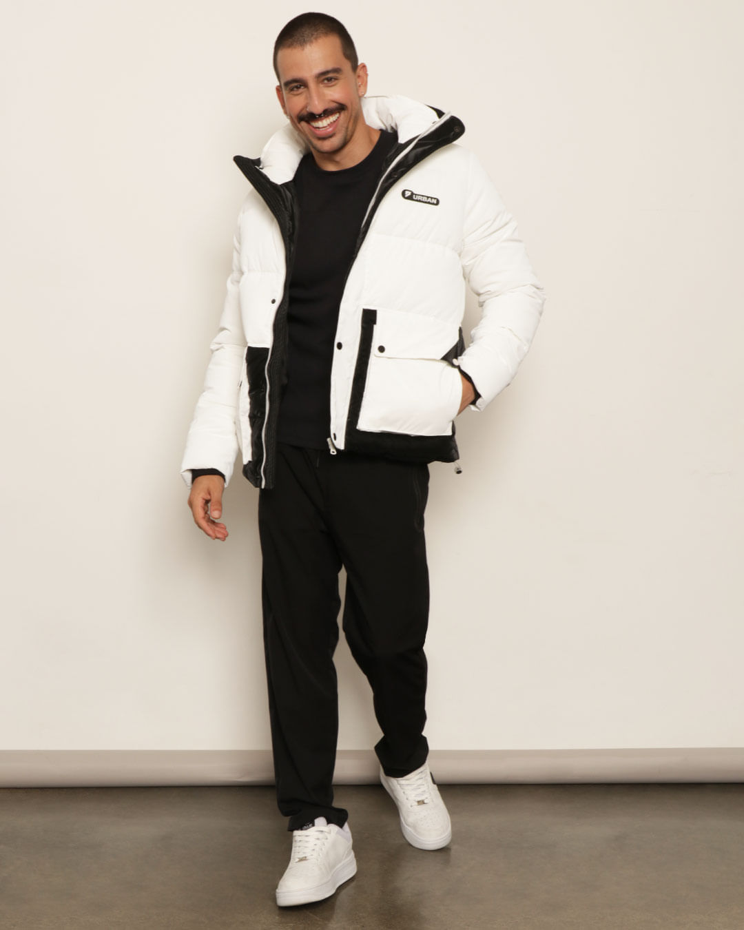 Jaqueta Masculina Puffer Bolsos Com Capuz Branca