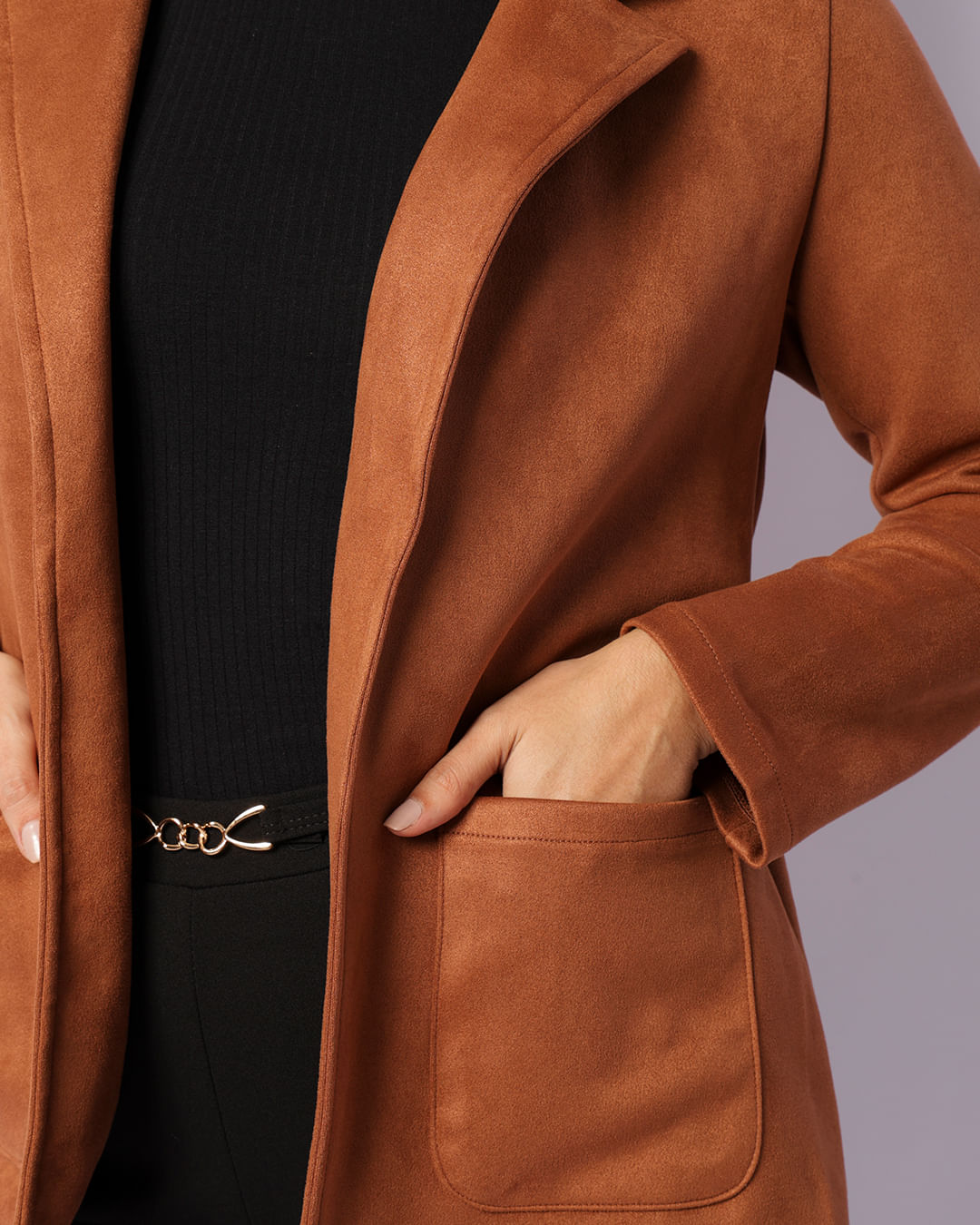 Casaco Feminino Berry Suede com Bolsos Bege