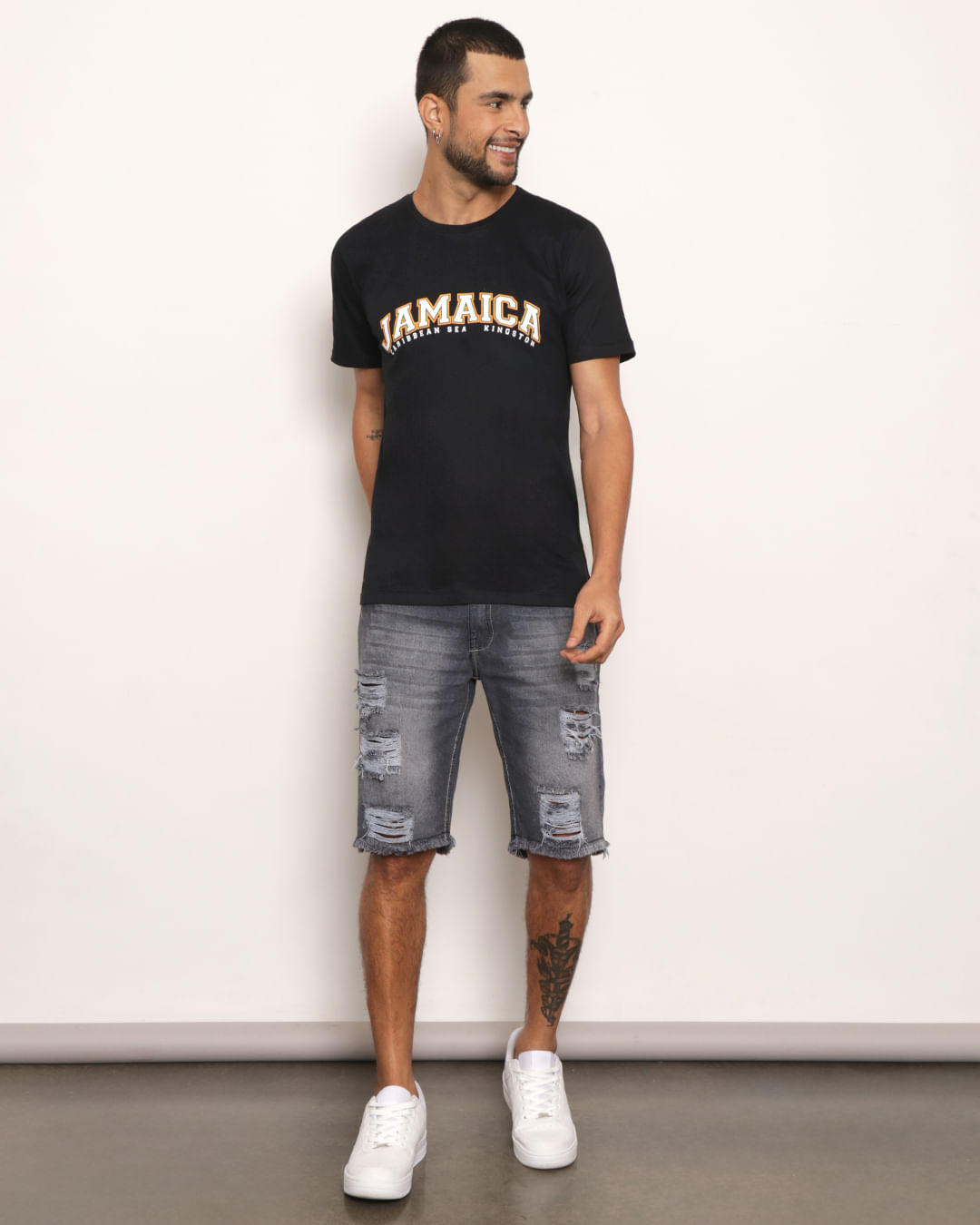 Bermuda Jeans Masculina Reta Com Destroyed Preta
