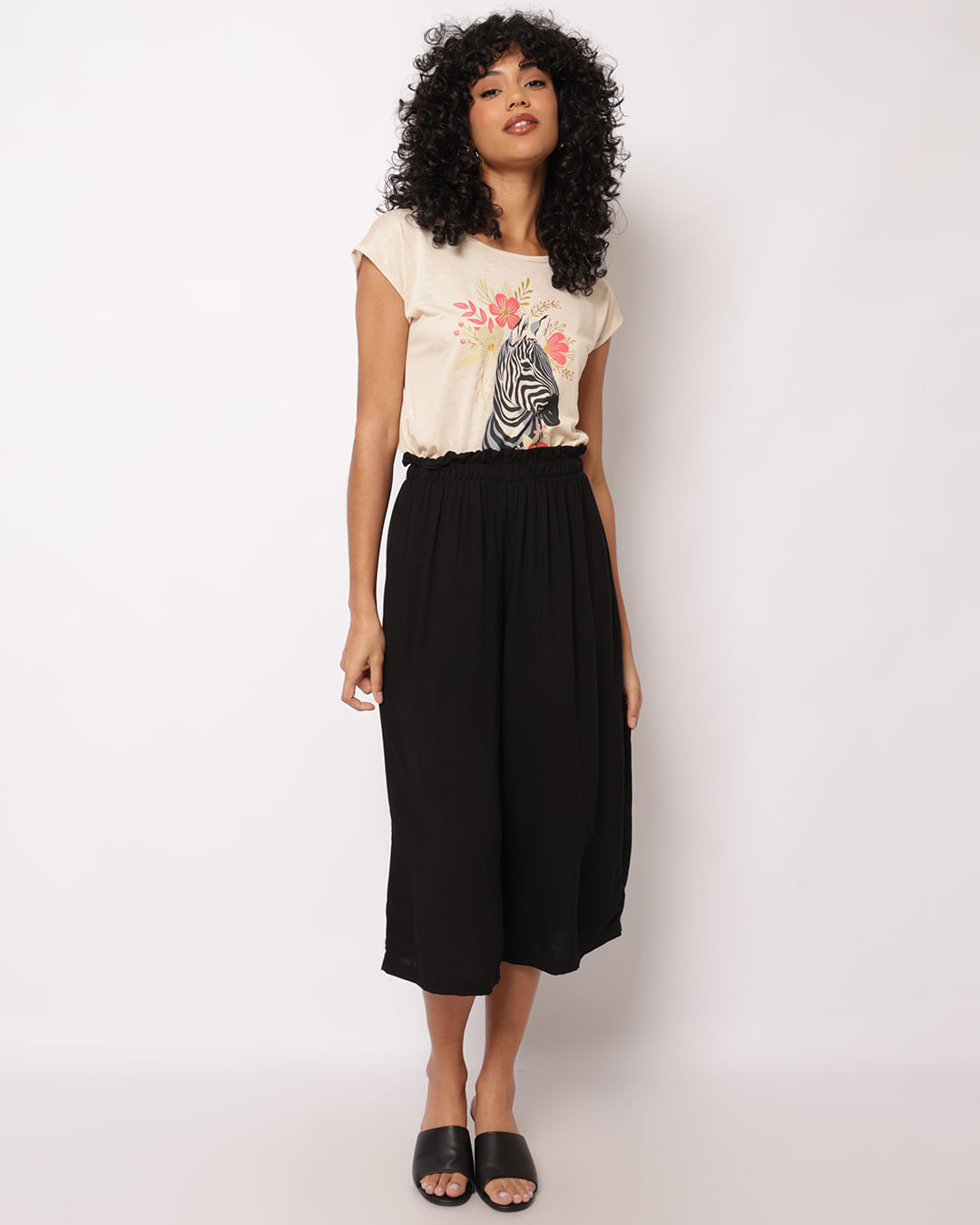 Calça Feminina Pantacourt Viscose Cós Largo Preta