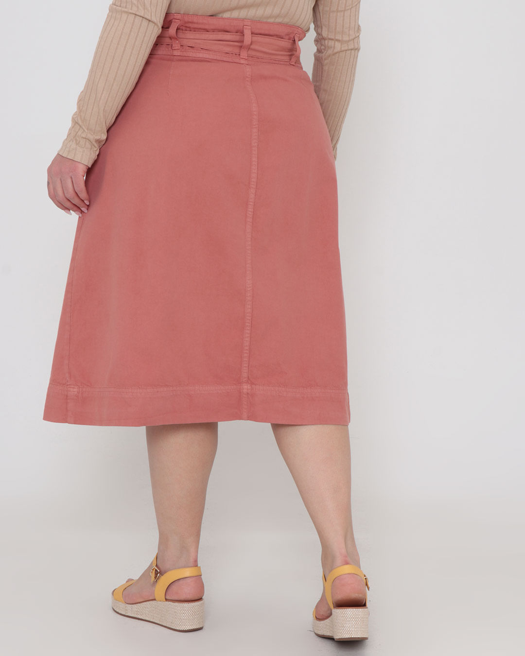 Saia Plus Size Feminina Midi Com Fenda Texturizada Caramelo