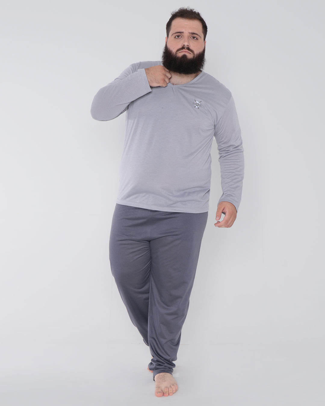 Pijama Masculino Plus Size Longo Com Bordado Cinza Claro