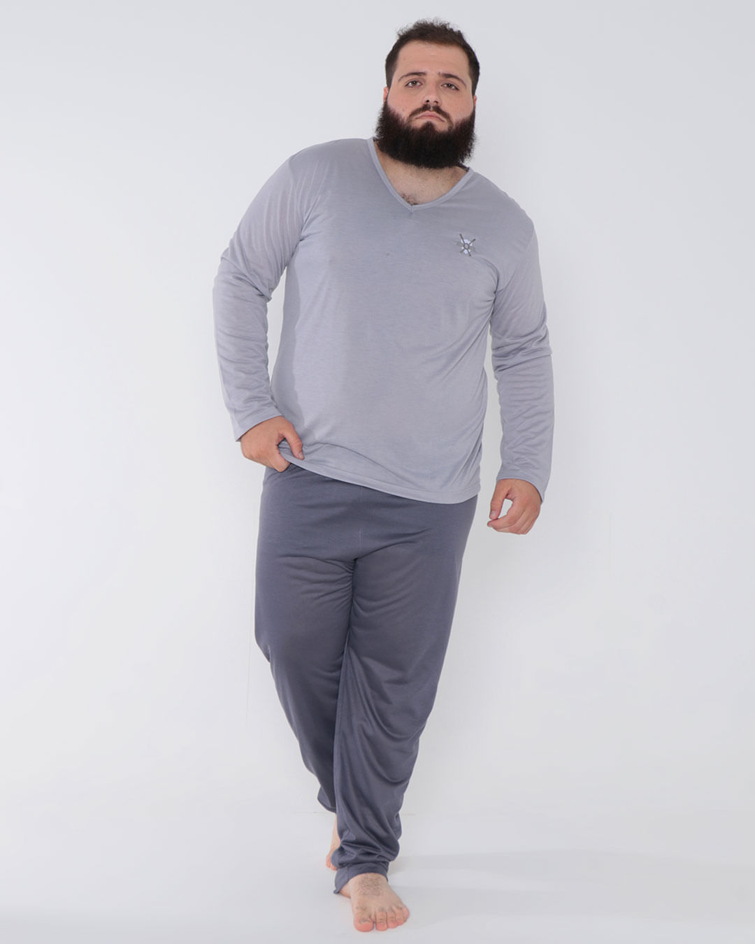 Pijama Masculino Plus Size Longo Com Bordado Cinza Claro