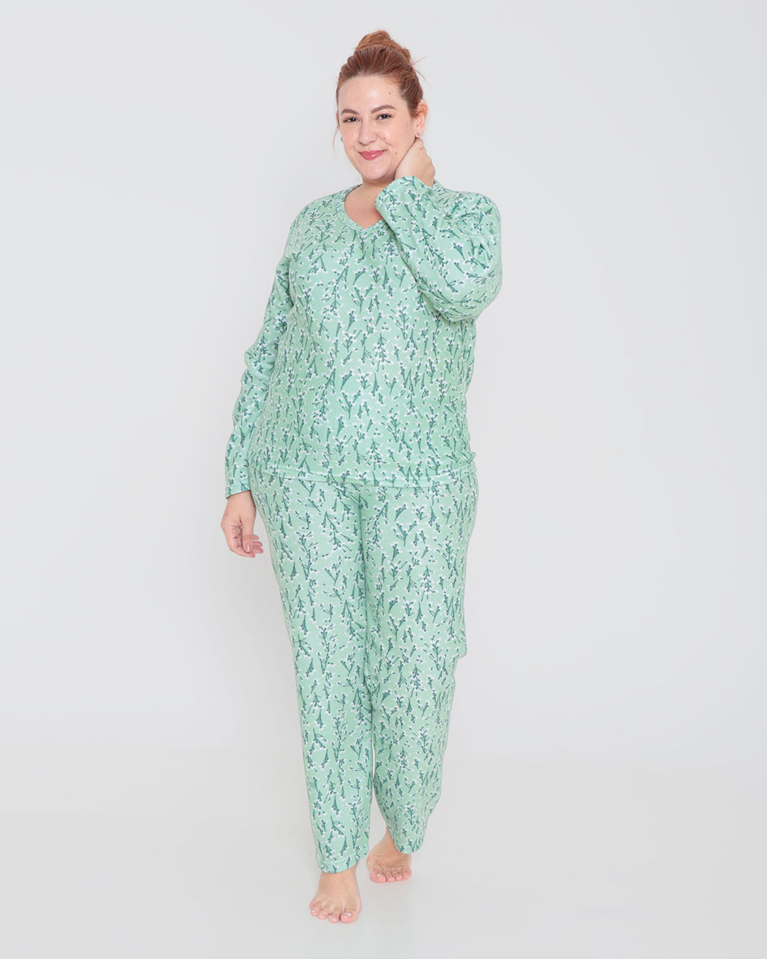 Pijama Soft Feminino Plus Size Longo Floral Verde Claro