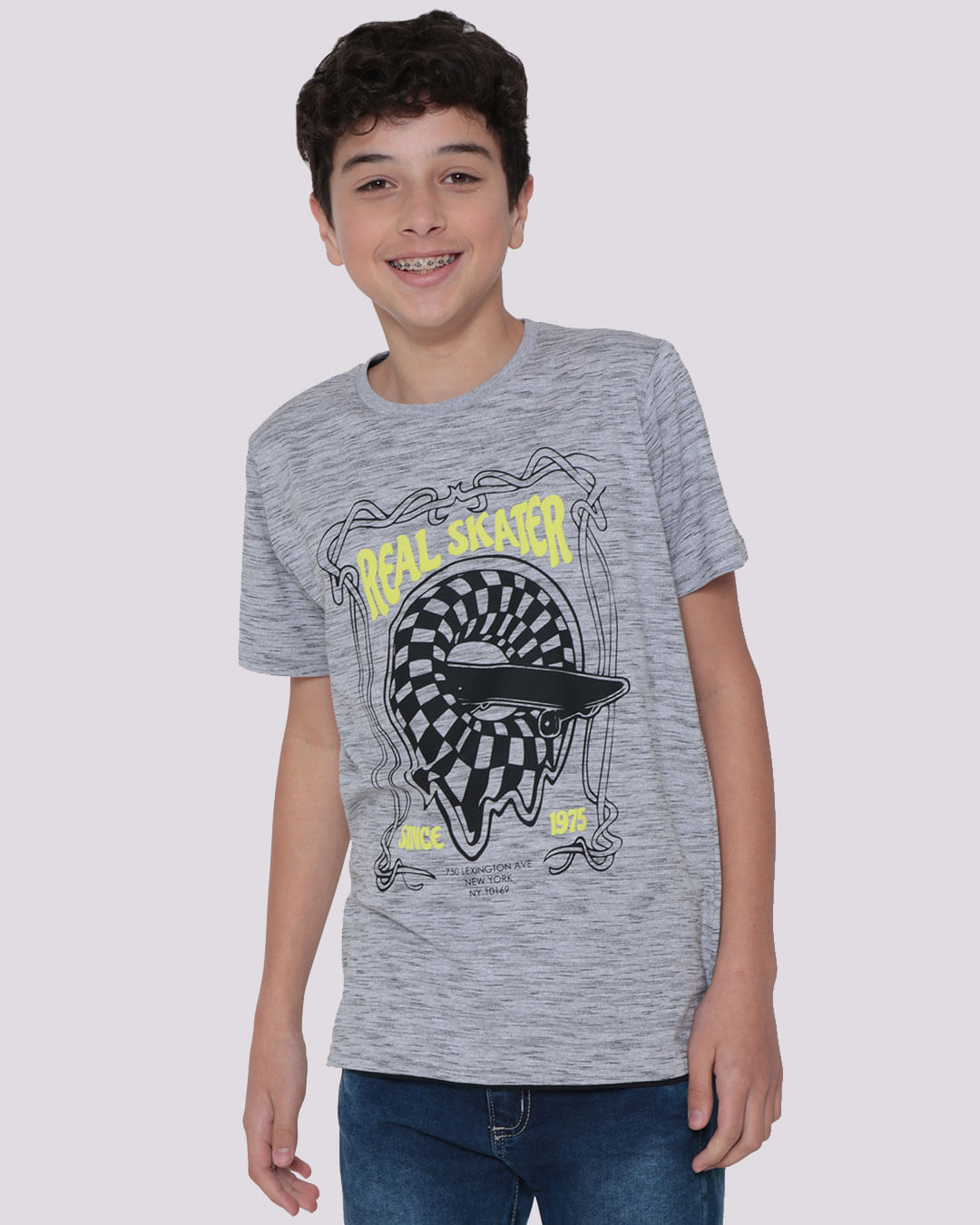 Camiseta Juvenil Estampa Skate Flamê Cinza Médio